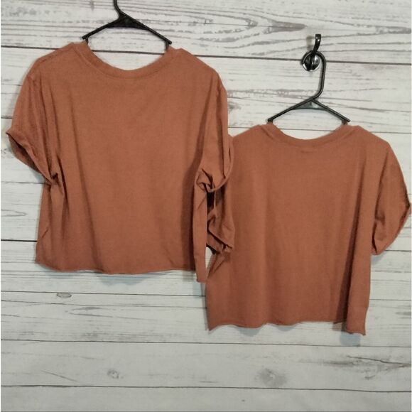 NWT: "Wild Fable" woman's crop tops - Picture 6 of 8